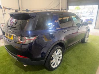 Land Rover Discovery Sport 2.0 TD4 HSE Luxury SUV 5dr Diesel Auto 4WD Euro 6 (s/s) (180 ps)