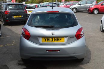 Peugeot 208 1.2 VTi Active Hatchback 5dr Petrol Manual Euro 5 (82 ps)