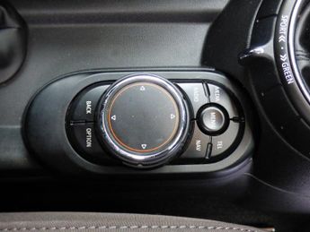 Mini Hatch 1.5 Cooper D Auto Euro 6 (s/s) 3dr