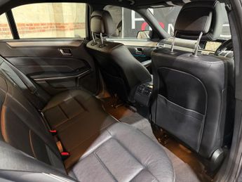 Mercedes-Benz E Class 2.1 E220 BlueTEC AMG Night Edition Saloon 4dr Diesel G-Tronic+ E