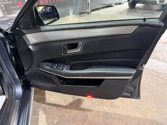 Mercedes-Benz E Class 2.1 E220 BlueTEC AMG Night Edition Saloon 4dr Diesel G-Tronic+ E