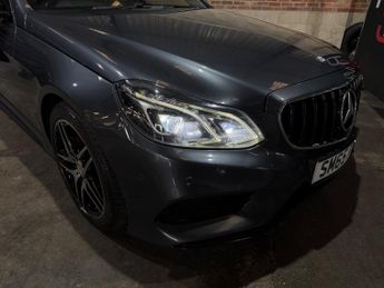 Mercedes-Benz E Class 2.1 E220 BlueTEC AMG Night Edition Saloon 4dr Diesel G-Tronic+ E