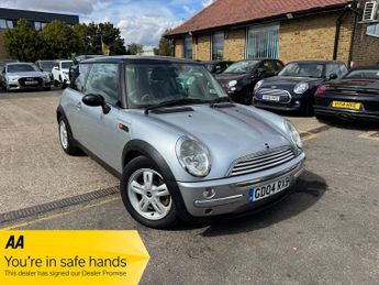 MINI Hatch 1.6 Cooper Hatchback 3dr Petrol CVT Euro 3 (115 ps)