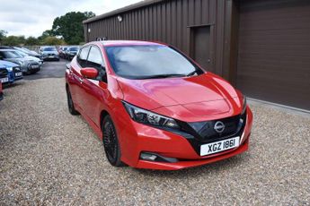 Nissan LEAF 39kWh N-Connecta Auto 5dr