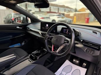 Volkswagen ID.4 77kWh GTX SUV 5dr Electric Auto 4Motion (299 ps)