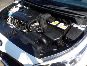 Kia Ceed 1.6 CRDi 2 DCT Euro 6 (s/s) 5dr