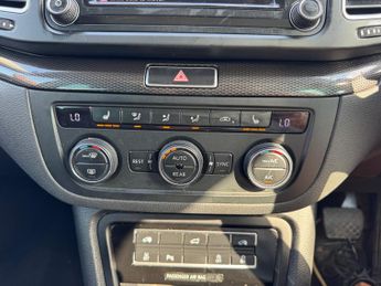 SEAT Alhambra 2.0 TDI XCELLENCE MPV 5dr Diesel DSG Euro 6 (s/s) (150 ps)