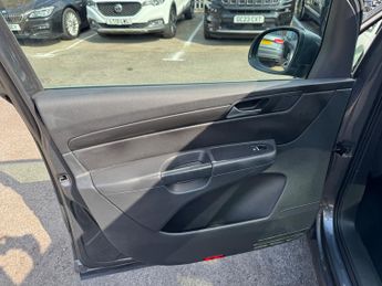 SEAT Alhambra 2.0 TDI XCELLENCE MPV 5dr Diesel DSG Euro 6 (s/s) (150 ps)