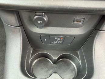 Citroen C3 1.2 PureTech PLUS Hatchback 5dr Petrol EAT6 Euro 6 (s/s) (110 ps