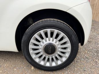 Fiat 500 1.2 Lounge Hatchback 3dr Petrol Dualogic Euro 4 (69 bhp)
