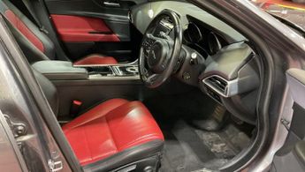 Jaguar XE 2.0d R-Sport Saloon 4dr Diesel Auto Euro 6 (s/s) (180 ps)