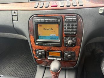 Mercedes-Benz S Class 5.0 S500 Saloon 4dr Petrol Automatic (320 g/km, 302 bhp)