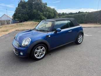 MINI Convertible 1.6 Cooper Convertible 2dr Petrol Manual Euro 6 (s/s) (122 ps)