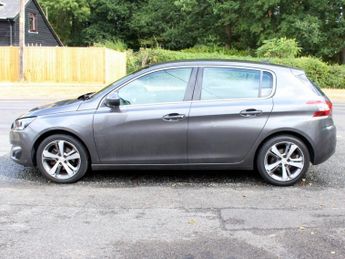 Peugeot 308 1.2 PureTech Allure Hatchback 5dr Petrol Manual Euro 6 (s/s) (13