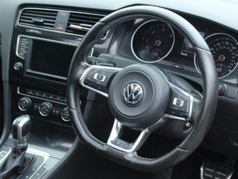 Volkswagen Golf 2.0 TDI BlueMotion Tech GTD Hatchback 3dr Diesel DSG Euro 6 (s/s