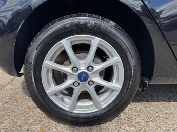 Ford Fiesta 1.0T EcoBoost Zetec Hatchback 5dr Petrol Auto Euro 6 (s/s) (100 