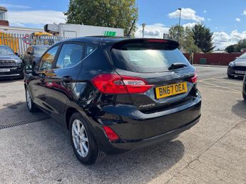 Ford Fiesta 1.0T EcoBoost Zetec Hatchback 5dr Petrol Auto Euro 6 (s/s) (100 