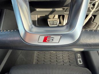 Audi Q3 1.5 TFSI CoD 35 S line SUV 5dr Petrol S Tronic Euro 6 (s/s) (150