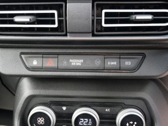 Dacia Jogger 1.6 Hybrid Expression Petrol Hybrid Auto Euro 6 (s/s) 5dr 1 Owne