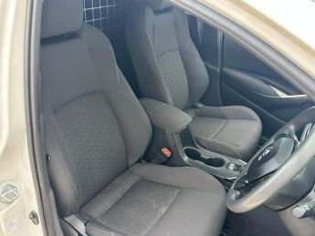 Toyota Corolla 1.8 VVT-h Car Derived Van 5dr Petrol Hybrid CVT AIR CON HEATED S