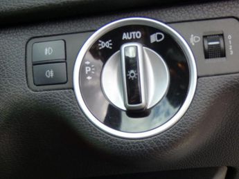 Mercedes-Benz C Class 1.8 C180 BlueEfficiency SE Edition 125 G-Tronic+ Euro 5 (s/s) 4d