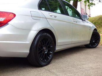 Mercedes-Benz C Class 1.8 C180 BlueEfficiency SE Edition 125 G-Tronic+ Euro 5 (s/s) 4d