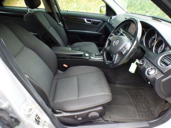 Mercedes-Benz C Class 1.8 C180 BlueEfficiency SE Edition 125 G-Tronic+ Euro 5 (s/s) 4d