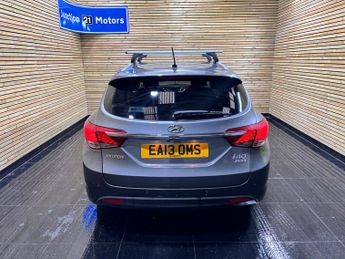 Hyundai i40 1.7 CRDi Style Estate 5dr Diesel Auto Euro 5 (136 ps)