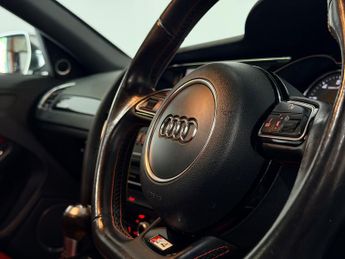 Audi S4 Avant 3.0 TFSI V6 Black Edition Estate 5dr Petrol S Tronic quattro Eur
