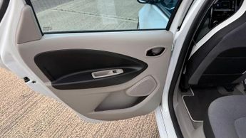 Renault Zoe 22kWh Dynamique Intens Hatchback 5dr Electric Auto (Battery Leas