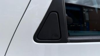 Renault Zoe 22kWh Dynamique Intens Hatchback 5dr Electric Auto (Battery Leas