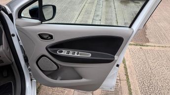 Renault Zoe 22kWh Dynamique Intens Hatchback 5dr Electric Auto (Battery Leas