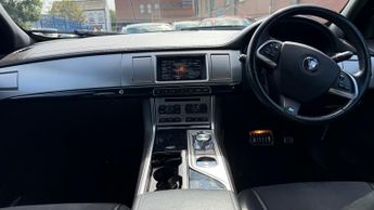 Jaguar XF 3.0d V6 R-Sport Saloon 4dr Diesel Auto Euro 5 (s/s) (240 ps)