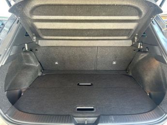Nissan Qashqai 1.3 DIG-T MHEV N-Connecta SUV Petrol Hybrid XTRON Euro 6 (s/s) (