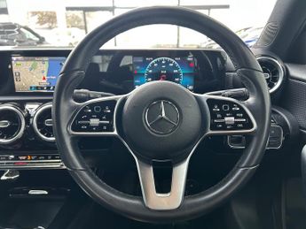 Mercedes-Benz A Class 1.5 A180d Sport Hatchback Diesel 7G-DCT Euro 6 (s/s) (116 ps) 5d
