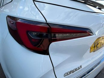 Toyota Corolla 1.8 VVT-h Car Derived Van 5dr Petrol Hybrid CVT Euro 6 (s/s) (14