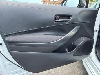 Toyota Corolla 1.8 VVT-h Car Derived Van 5dr Petrol Hybrid CVT Euro 6 (s/s) (14