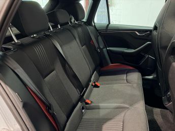 Skoda Kamiq 1.0 TSI Monte Carlo SUV 5dr Petrol DSG Euro 6 (s/s) (110 ps)