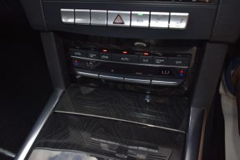 Mercedes-Benz E Class 2.1 E220 CDI SE G-Tronic+ Euro 5 (s/s) 4dr