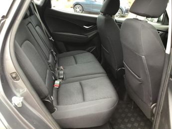 Hyundai ix20 1.4 Active Hatchback 5dr Petrol Manual Euro 5 (90 bhp)