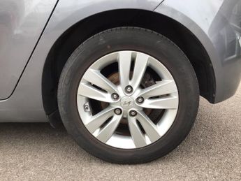 Hyundai ix20 1.4 Active Hatchback 5dr Petrol Manual Euro 5 (90 bhp)