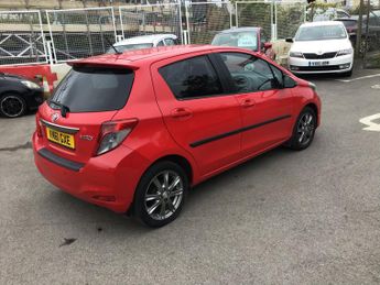 Toyota Yaris 1.33 Dual VVT-i SR Hatchback 5dr Petrol Manual Euro 5 (101 ps)