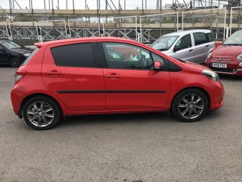 Toyota Yaris 1.33 Dual VVT-i SR Hatchback 5dr Petrol Manual Euro 5 (101 ps)