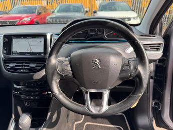 Peugeot 208 1.2 PureTech Tech Edition Hatchback 5dr Petrol EAT Euro 6 (s/s) 
