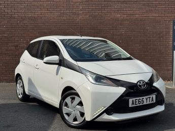 Toyota AYGO 1.0 VVT-i x-play Hatchback 5dr Petrol Manual Euro 5 Euro 5 (68 p