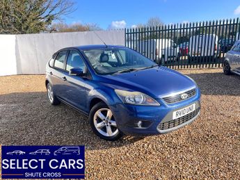 Ford Focus 1.6 Zetec Hatchback 5dr Petrol Manual (161 g/km, 99 bhp)
