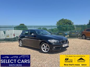 BMW 1 Series 1.5 118i SE Hatchback 5dr Petrol Auto Euro 6 (s/s) (136 ps)
