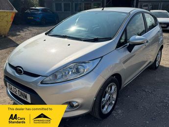 Ford Fiesta 1.25 Zetec Hatchback 5dr Petrol Manual (129 g/km, 81 bhp)