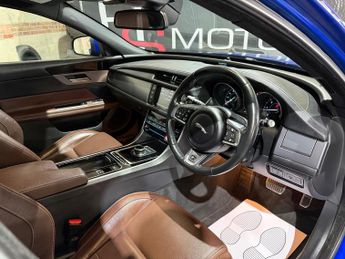 Jaguar XF 2.0d R-Sport Saloon 4dr Diesel Auto Euro 6 (s/s) (180 ps)