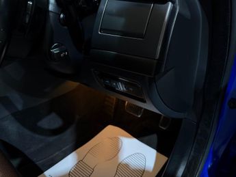 Jaguar XF 2.0d R-Sport Saloon 4dr Diesel Auto Euro 6 (s/s) (180 ps)
